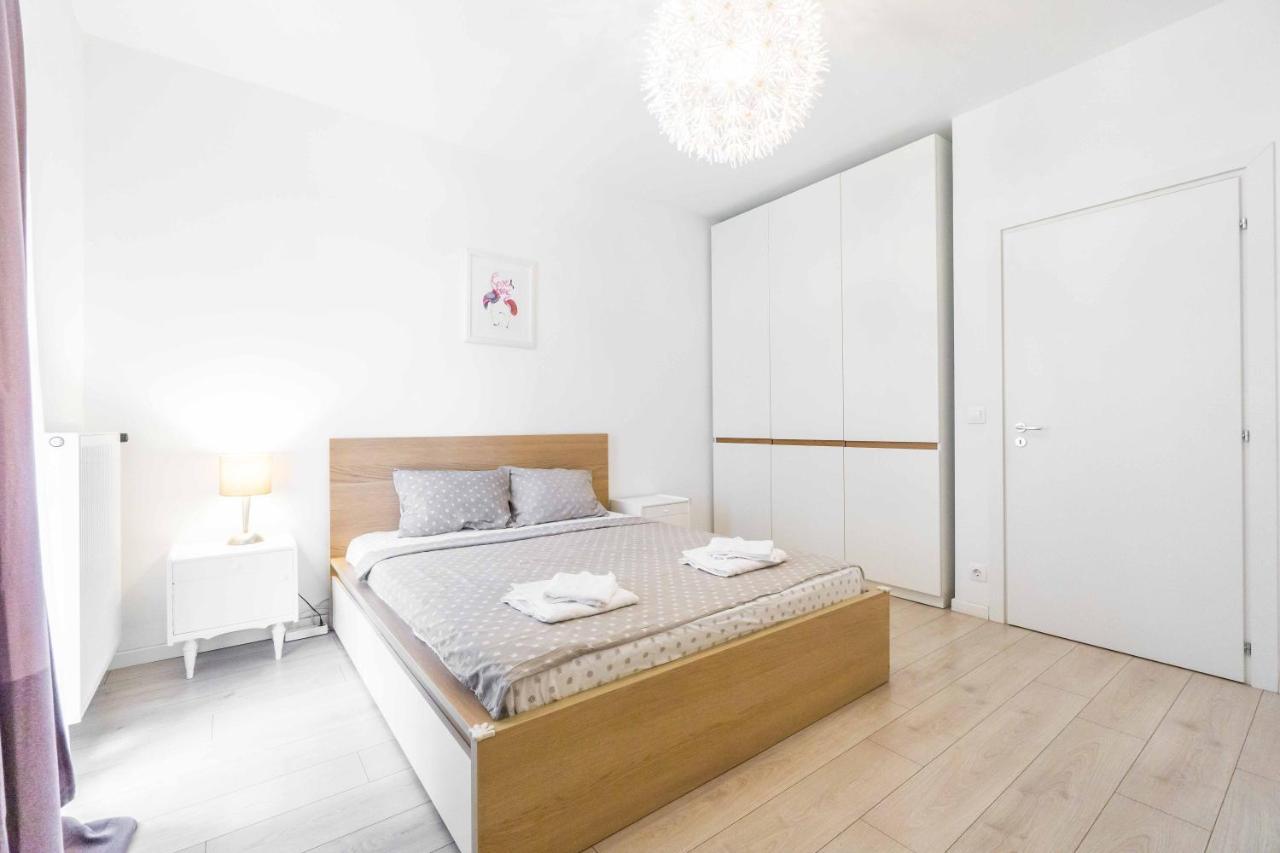 Amazing Luxury Aviatiei Apartment บูคาเรสต์ ภายนอก รูปภาพ