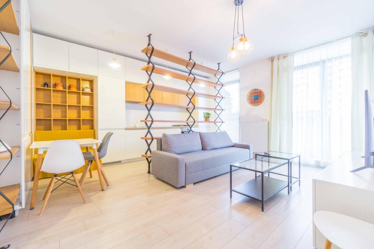 Amazing Luxury Aviatiei Apartment บูคาเรสต์ ภายนอก รูปภาพ
