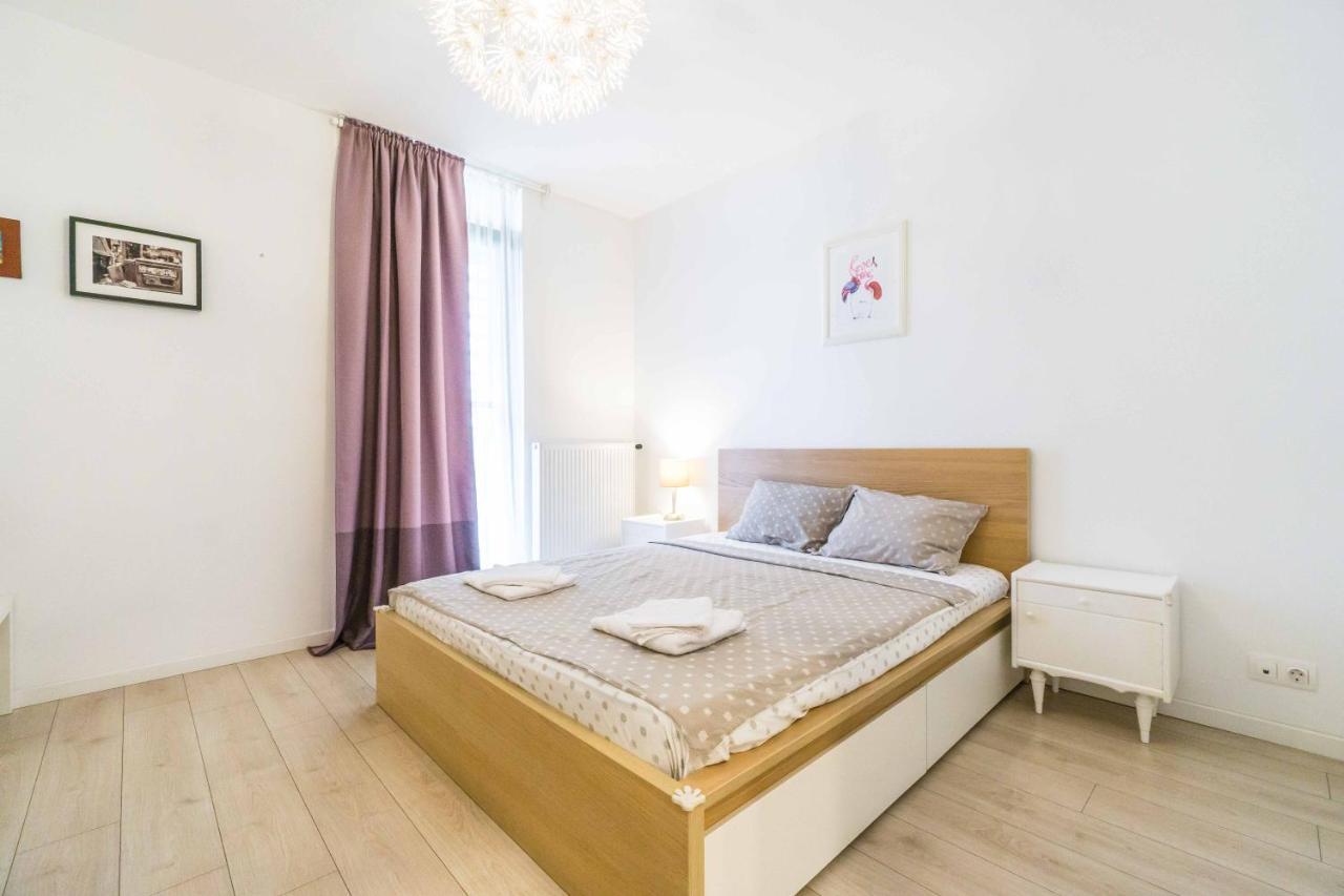 Amazing Luxury Aviatiei Apartment บูคาเรสต์ ภายนอก รูปภาพ